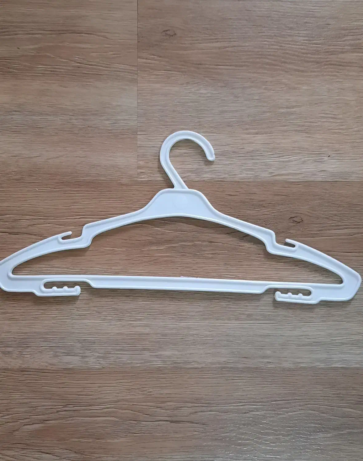 رخت اویز لباس رنگ سفید|بندرخت و رخت‌آویز|قزوین, |دیوار