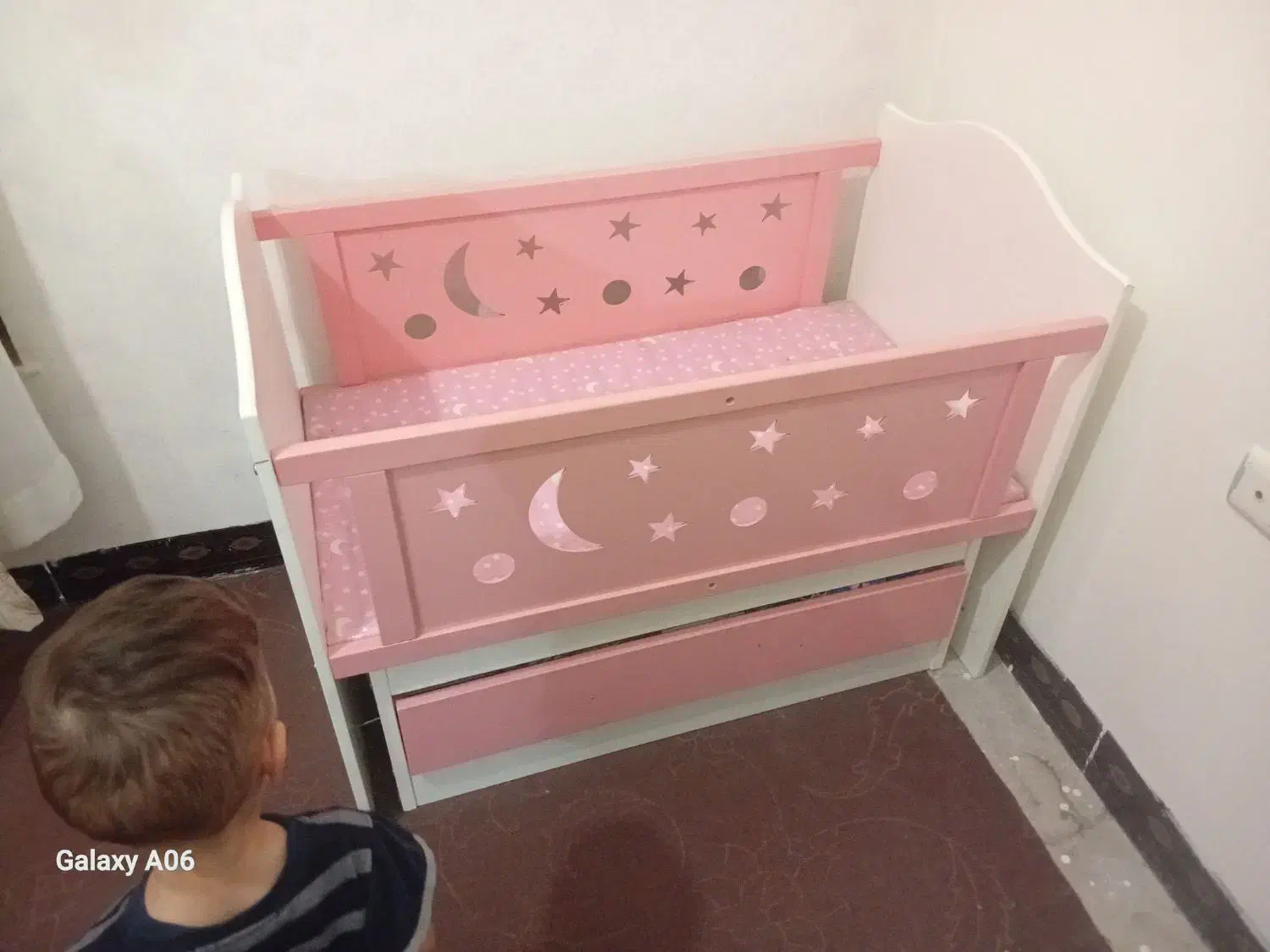 تخت و گهواره|تخت و سرویس خواب|کرمان, |دیوار