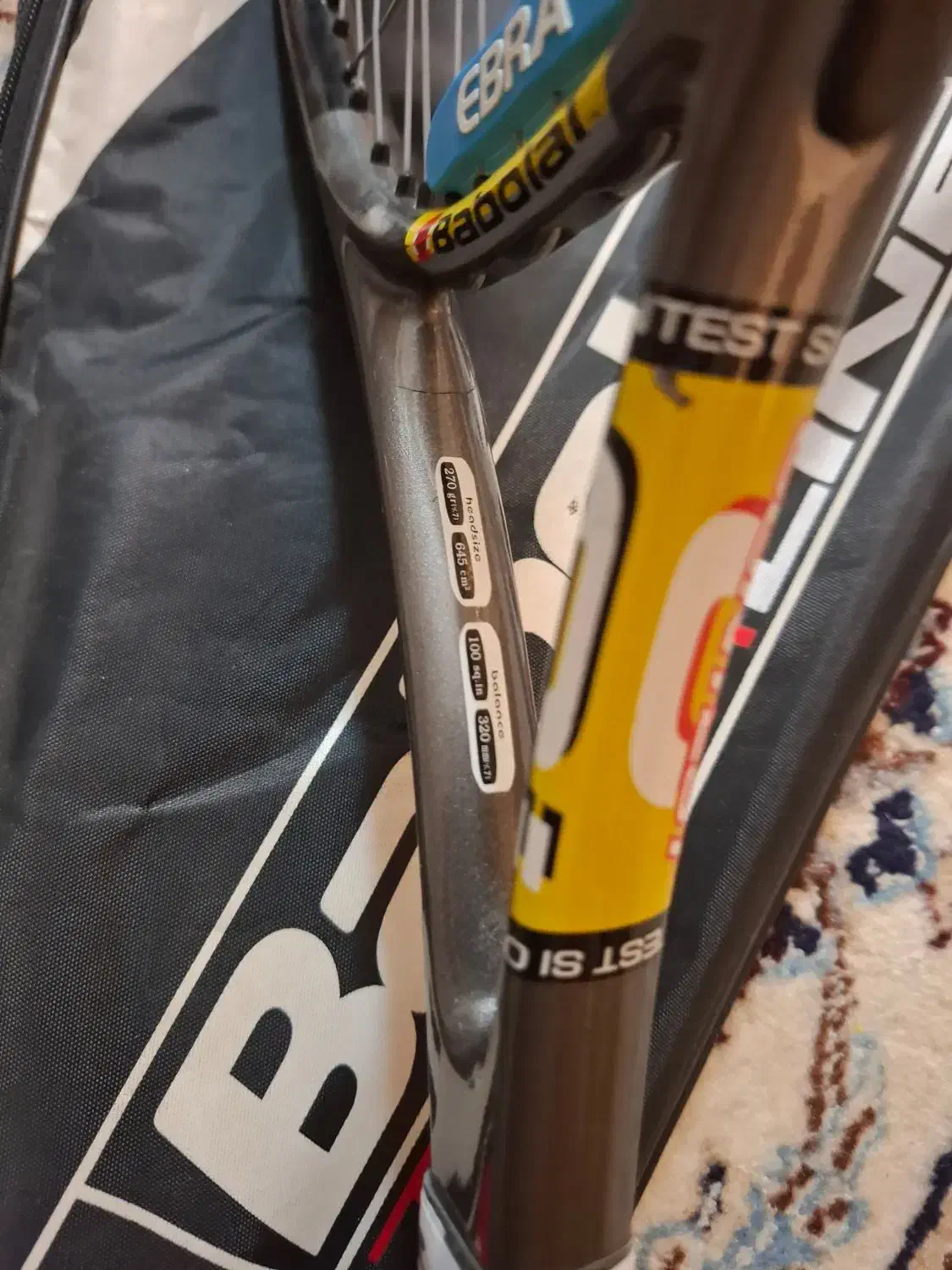 راکت تنیس babolat با کاور|ورزش‌های توپی|اصفهان, بهار آزادی|دیوار