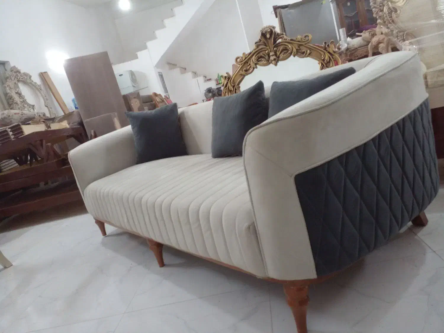 مبل راحتی رادین اماده|مبلمان خانگی و میز عسلی|رباطکریم, شهرک صنعتی سبلان|دیوار