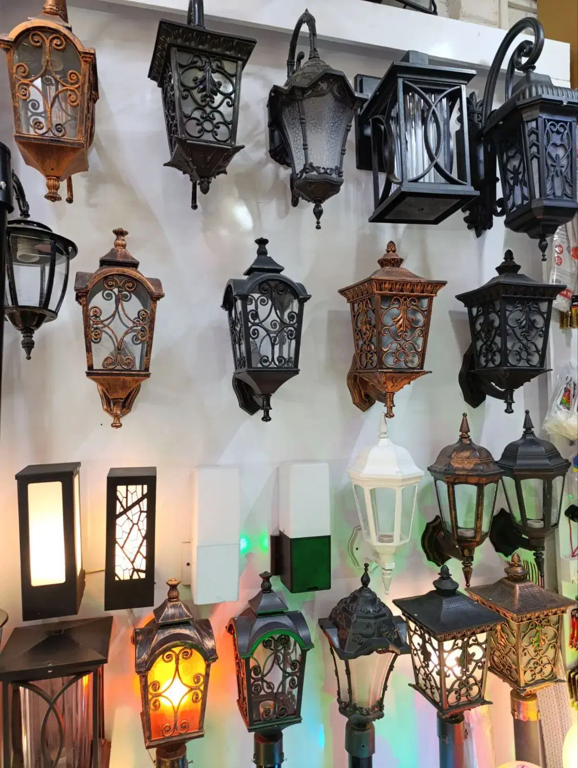 دیواری حیاطی چراغ پارکی لامپ باغی|لامپ و چراغ|مشهد, ده دی|دیوار