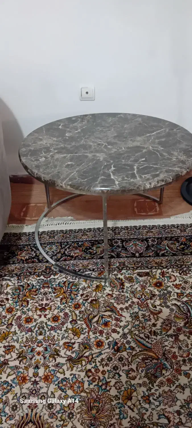 میز جلومبلی کاملا نو|مبلمان خانگی و میز عسلی|اندیمشک, |دیوار