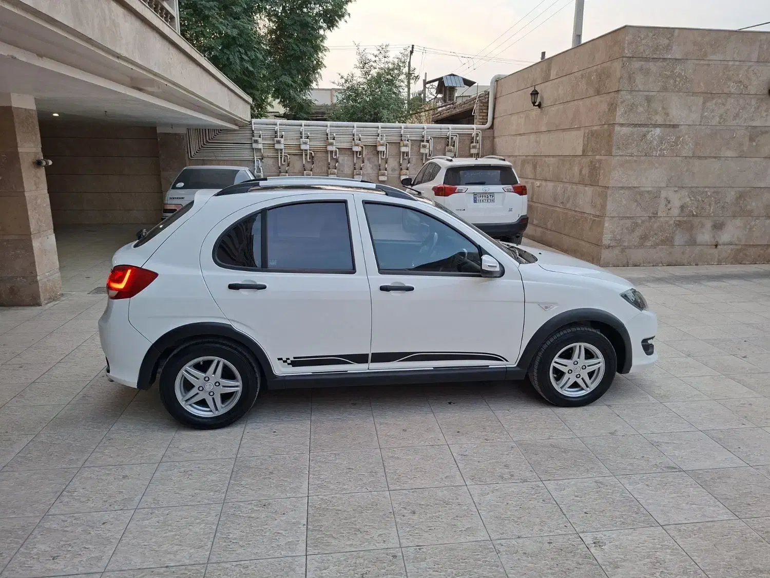 کوئیک gxrl با رینگ اسپرت سقف مشکی|خودرو سواری و وانت|اهواز, کوروش|دیوار