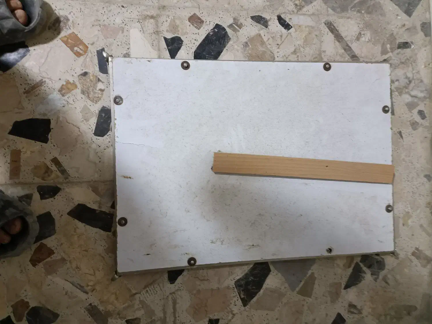 قاب|کلکسیون اشیاء عتیقه|خمینیشهر, |دیوار