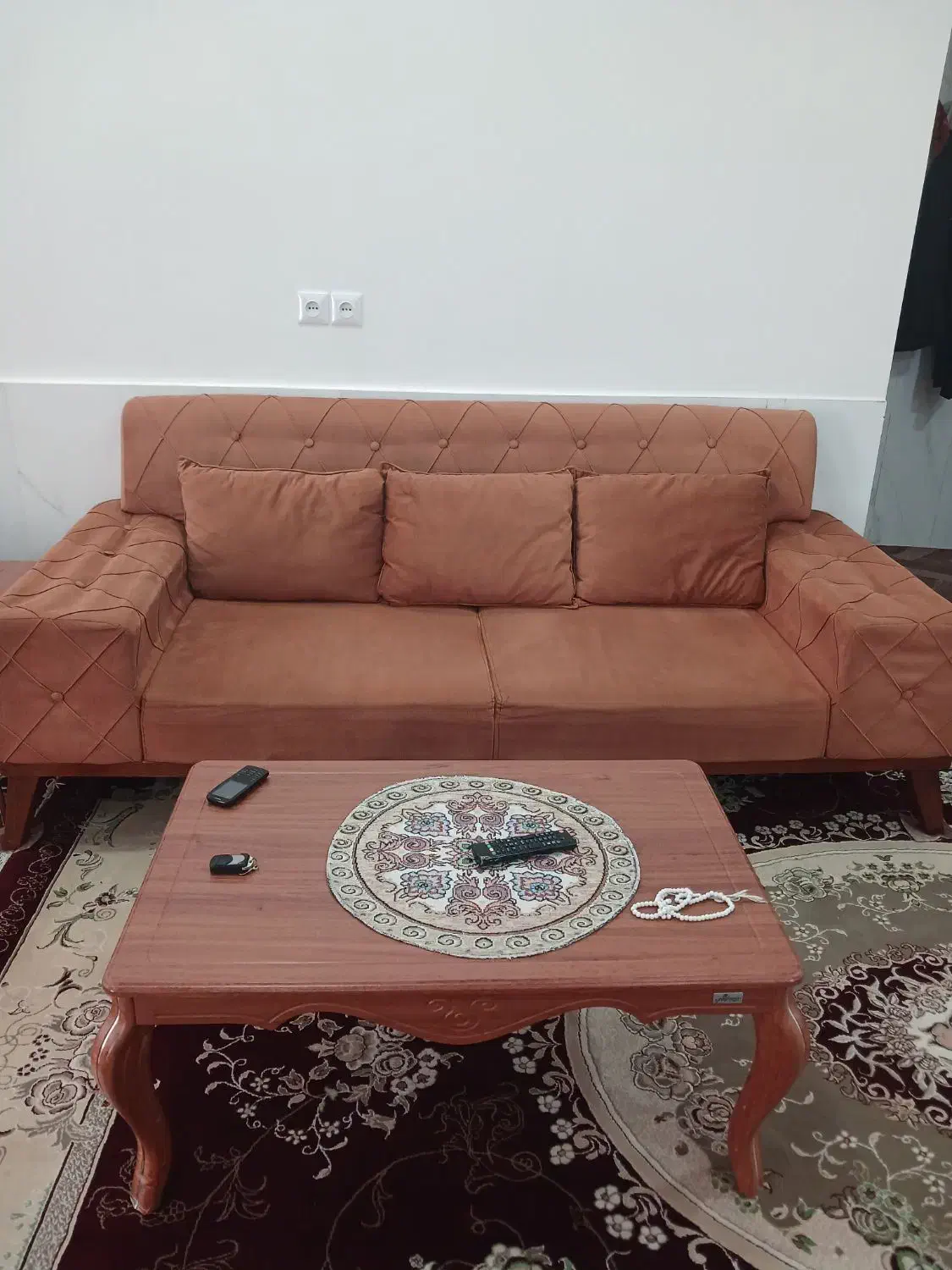 مبل هفت نفره|مبلمان خانگی و میز عسلی|کلاله, |دیوار