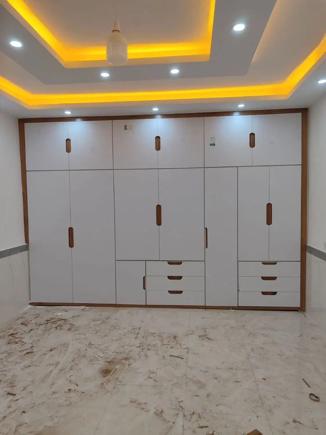 کابینت و کمد دیواری|کتابخانه، شلف، قفسه‌های دیواری|تاکستان, |دیوار