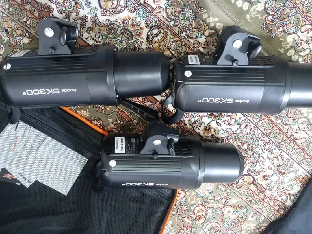 کیت فلاش استودیوی گودگس sk 300|دوربین عکاسی و فیلم‌برداری|نسیم‌شهر, |دیوار
