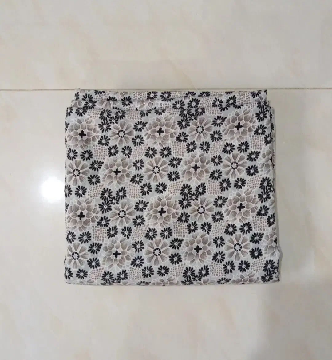 پارچه|لباس|مشهد, میان ولایت|دیوار