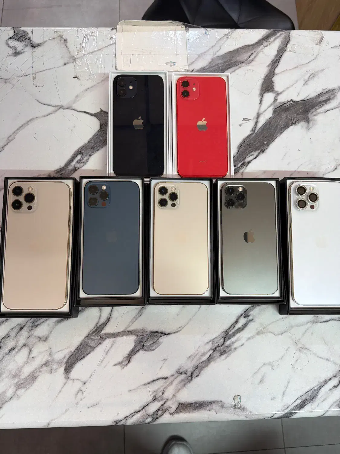 12 مکس|موبایل|تهران, استاد معین|دیوار