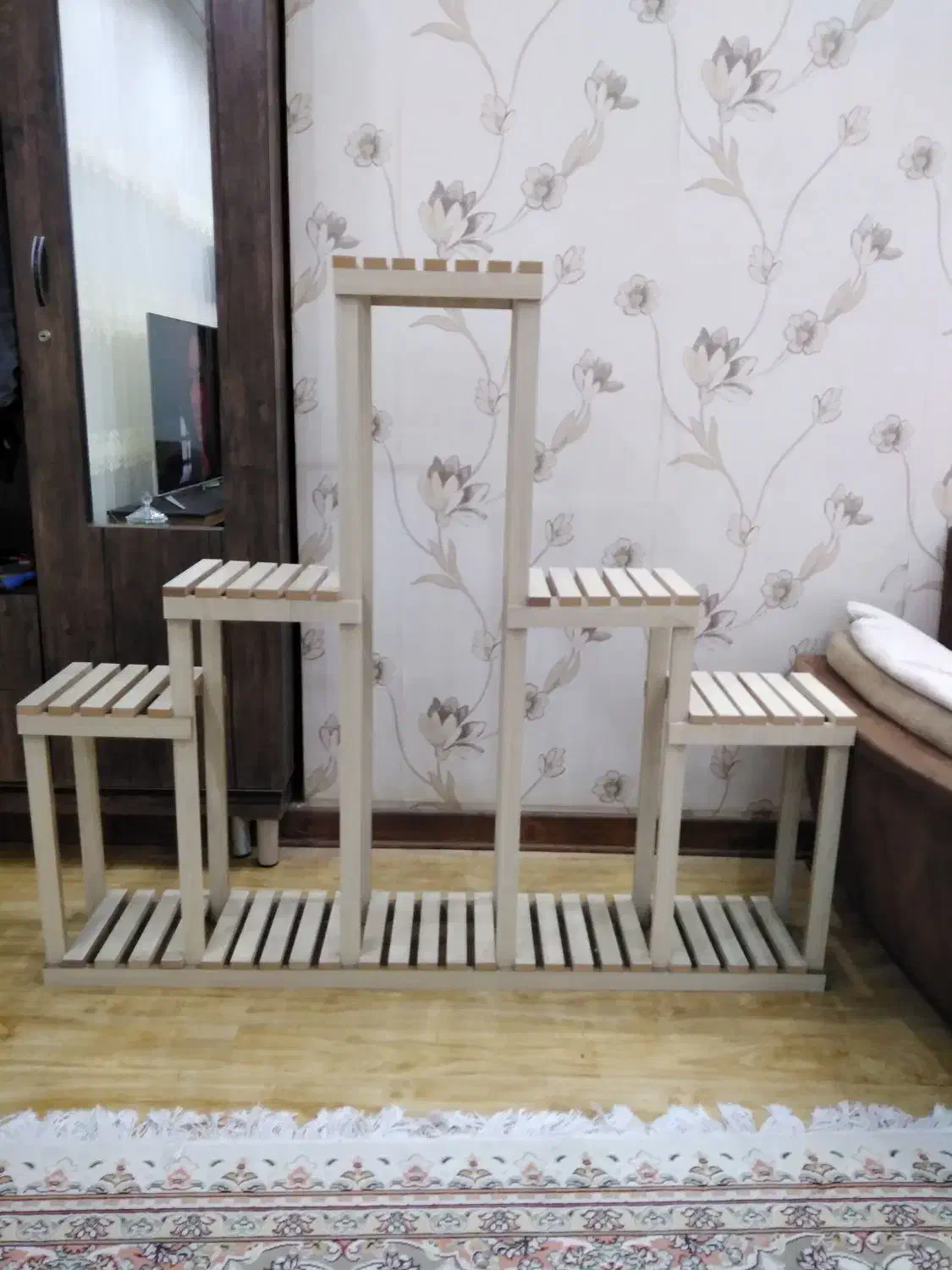 استند گل و گلدان|گل و گیاه طبیعی|شیراز, شهرک مهدیه|دیوار