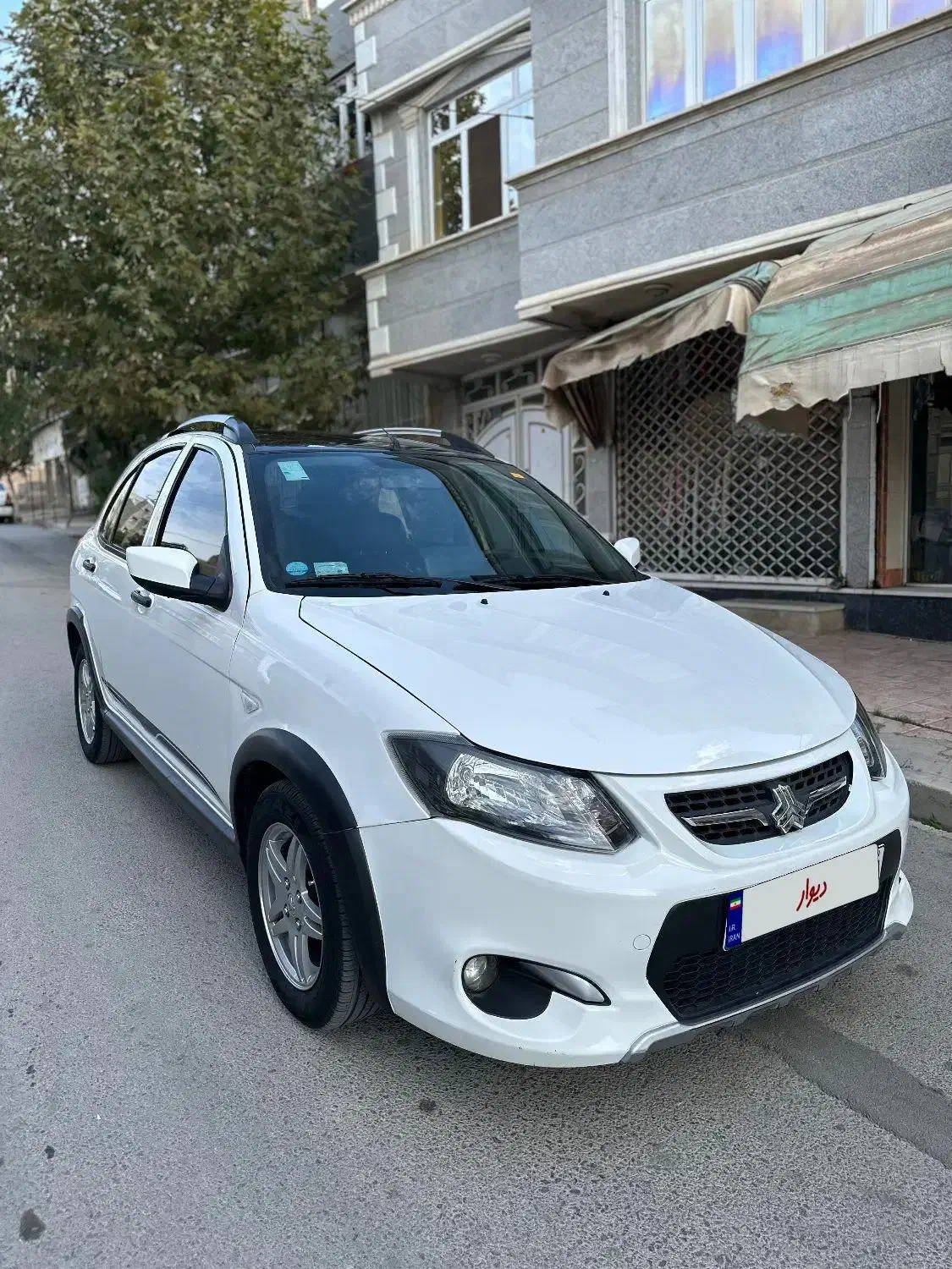 کوئیک آر‌ ۱۴۰۱|خودرو سواری و وانت|مهاباد (آذربایجان غربی), |دیوار