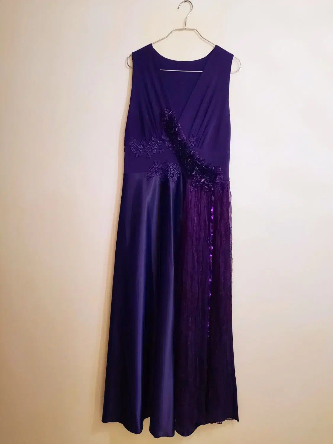 تعدادی لباس مجلسی زنانه|لباس|کرج, شهرک ولیعصر|دیوار