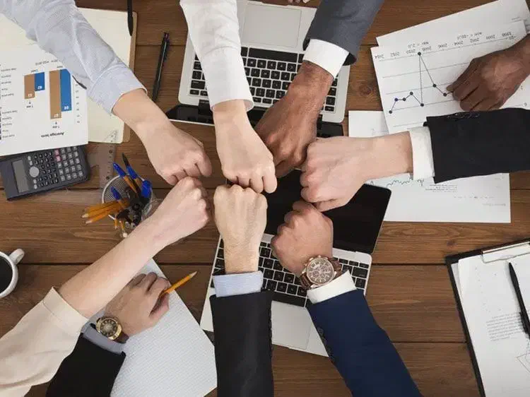 استخدام طراح گرافیک،تصویربردار،تدوینگر|استخدام هنری و رسانه|رشت, حسین آباد|دیوار