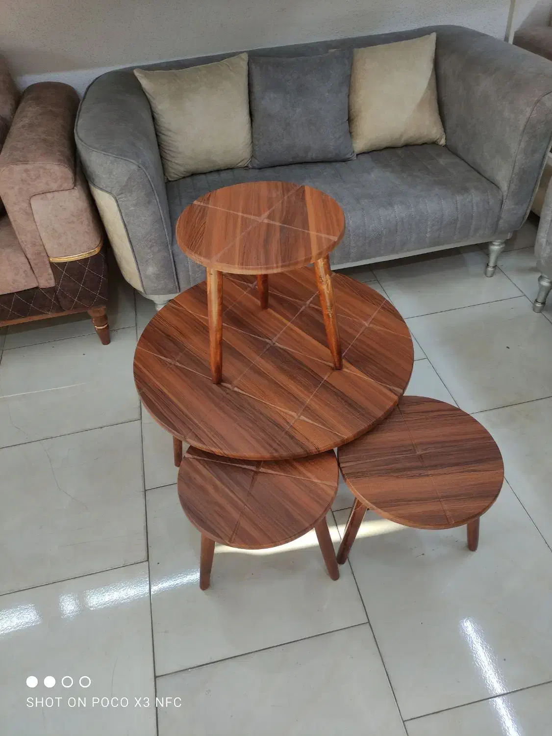 جلو مبلی و عسلی|مبلمان خانگی و میز عسلی|گرگان, |دیوار