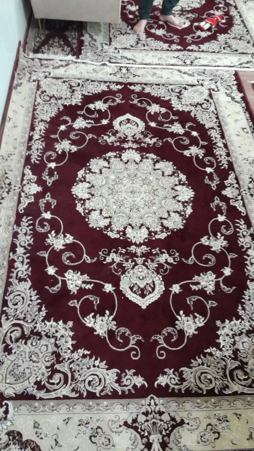 یک عدد فرش ۱۲ متری و سه عدد ۶ متری|فرش|همدان, |دیوار