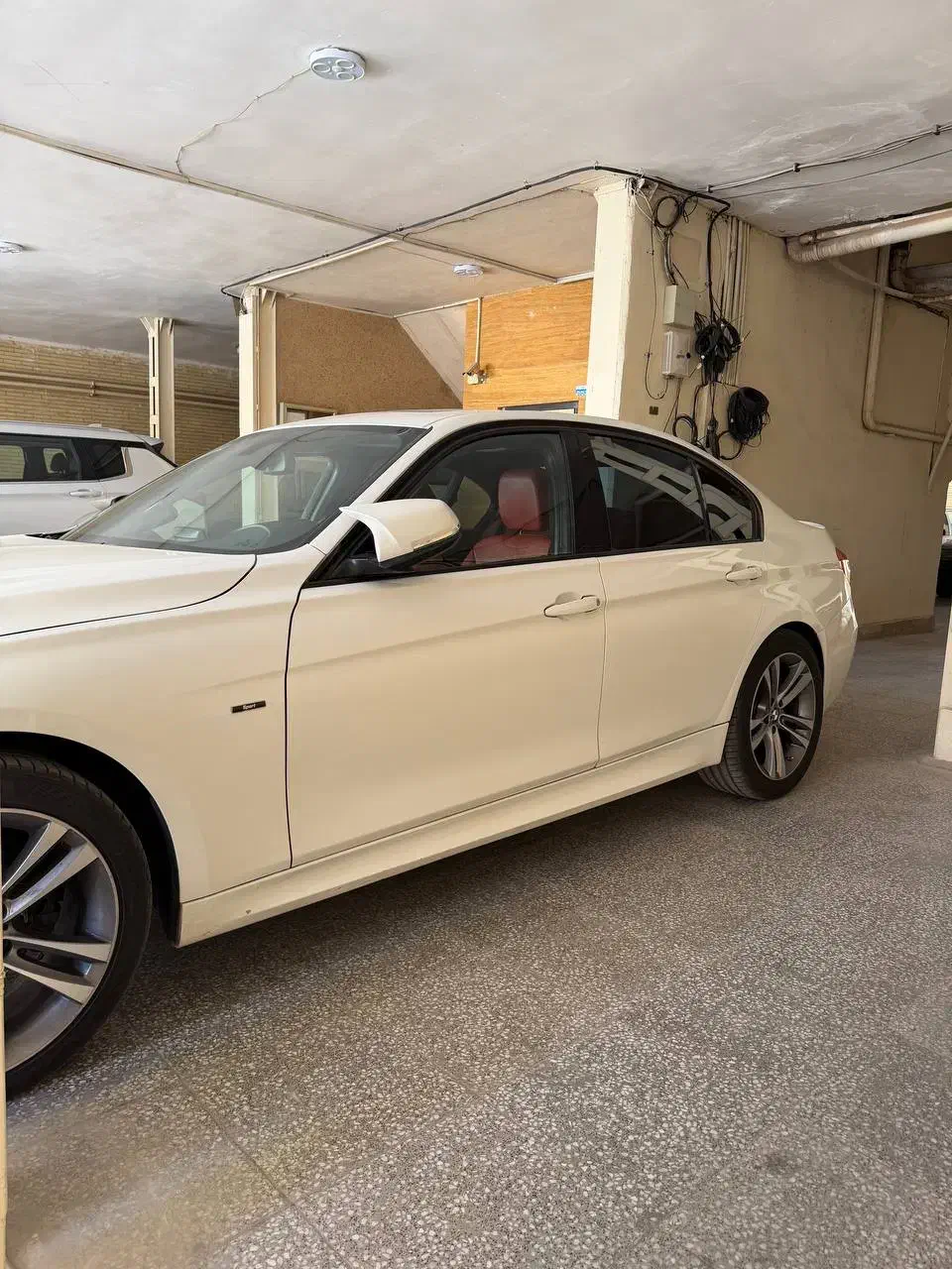 BMW 320i 2012|خودرو سواری و وانت|یزد, |دیوار