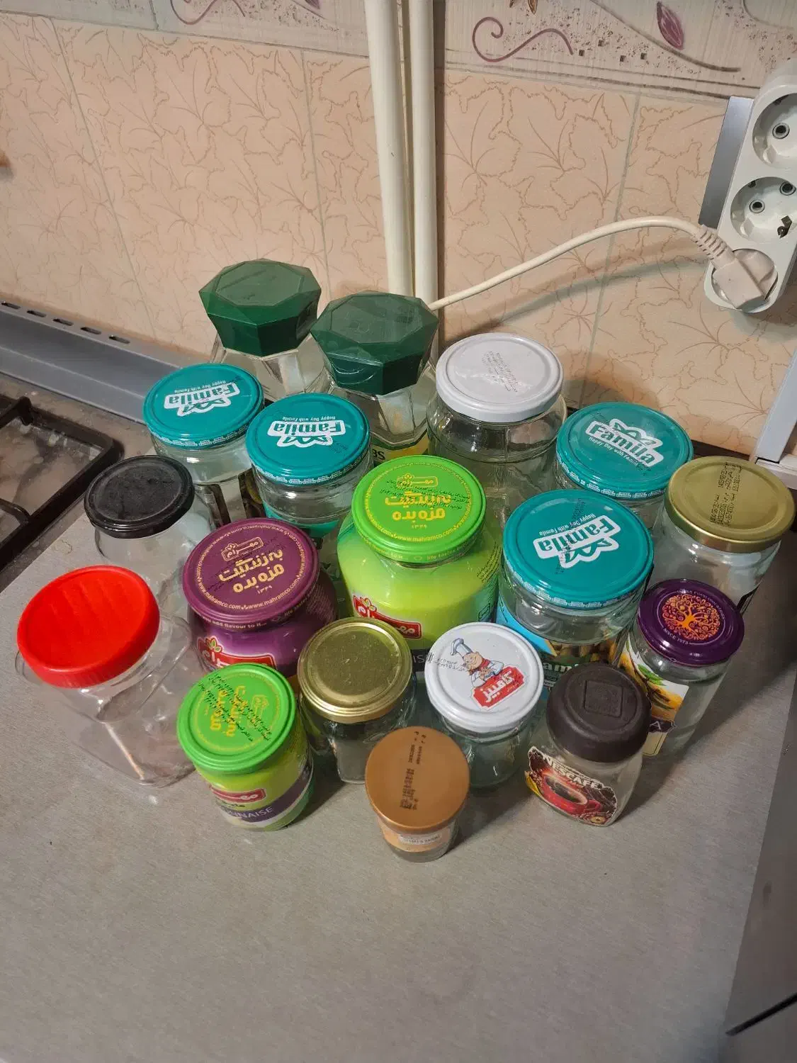 شیشه های نگهدارنده|ظروف نگهدارنده، پلاستیکی، یک‌بارمصرف|اردبیل, |دیوار