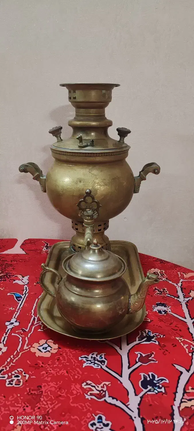 سماور زغالی قدیمی|کلکسیون اشیاء عتیقه|اشکذر, |دیوار