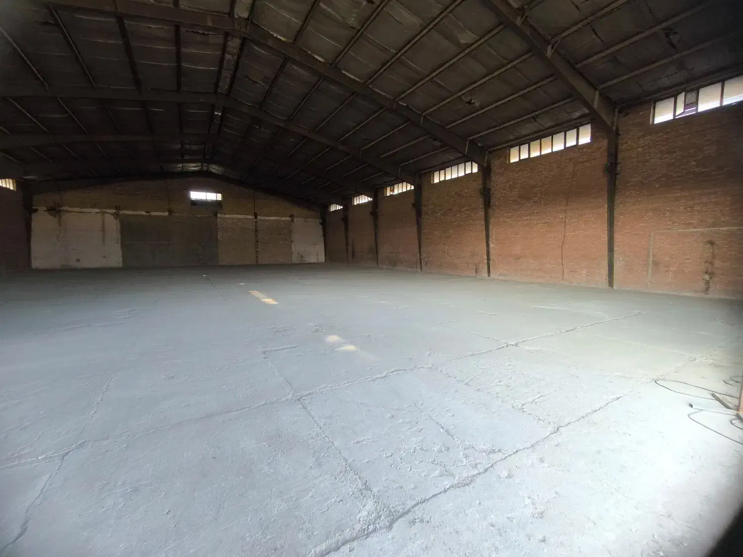 اجاره سالن مستقل دربست کلیدی داخل مجموعه انبار|اجارهٔ دفتر صنعتی، کشاورزی، تجاری|باقرشهر, |دیوار