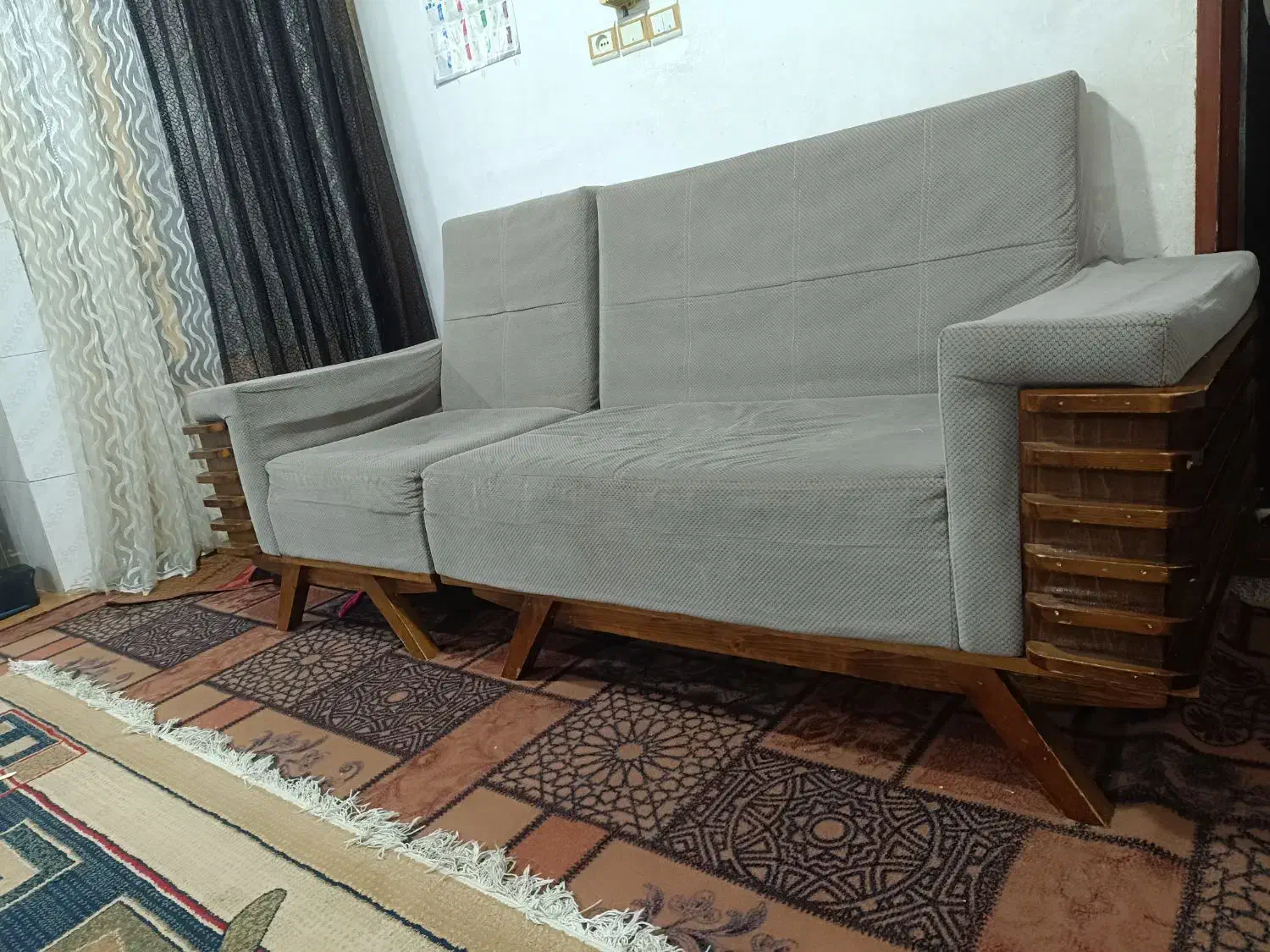 مبل3نفره درحدنو|مبلمان خانگی و میز عسلی|آزادشهر, |دیوار