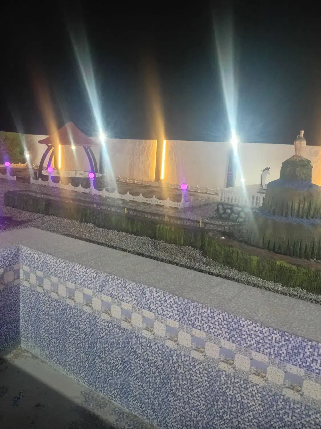 فروش باغ لاکچری بر اتوبان معلم شاهین شهر اصفهان|فروش زمین و ملک کلنگی|شاهین‌شهر, گرگاب|دیوار