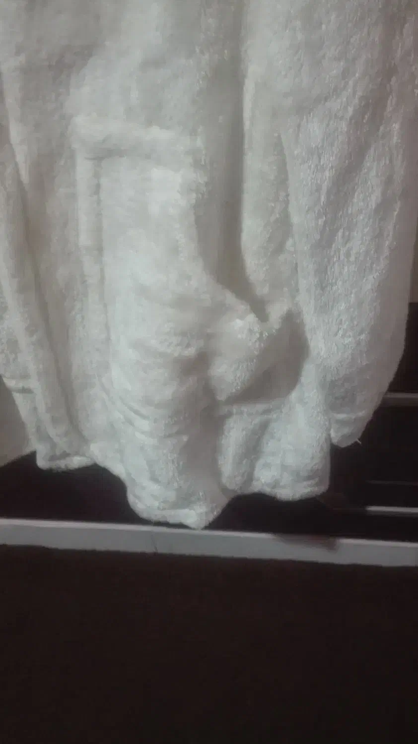 پالتو|لباس|تهران, شوش (باغ آذری)|دیوار