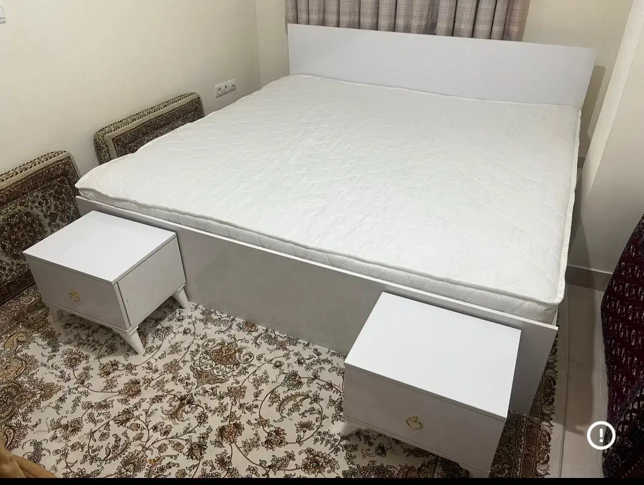 تخت خواب دونفره (۲ متر له دو متر)|تخت و سرویس خواب|سنندج, |دیوار
