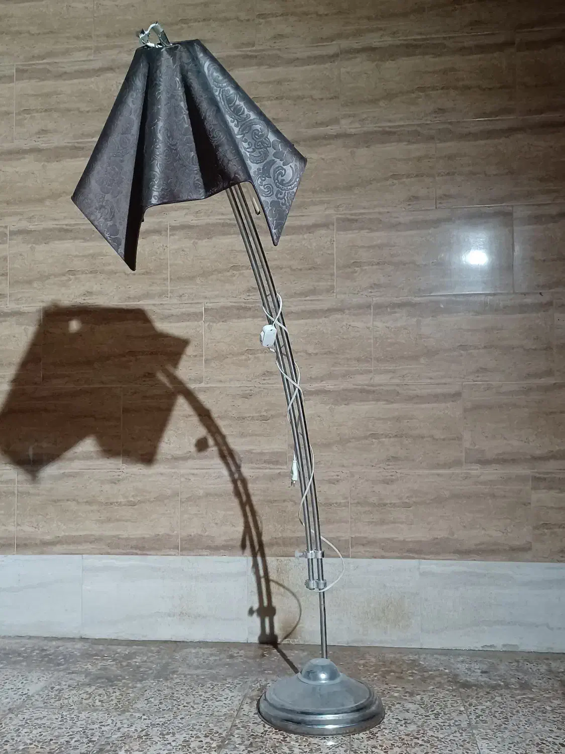 اباژور|چراغ خواب و آباژور|دوگنبدان, |دیوار