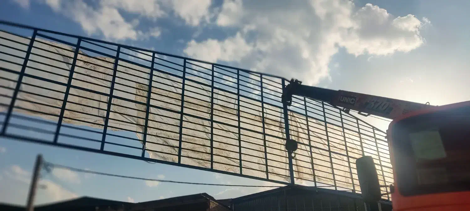 جرثقیل خاور دارای بیمه قلاب|خدمات حمل و نقل|اصفهان, لاله|دیوار