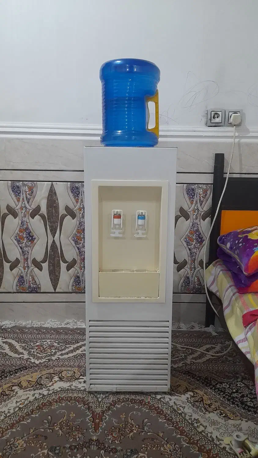 آبسردکن ژاپنی ۱ عدد فروشی مینی یخچال ۱ عدد فروشی|آب‌سردکن و تصفیه آب|اهواز, کمپلو جنوبی|دیوار