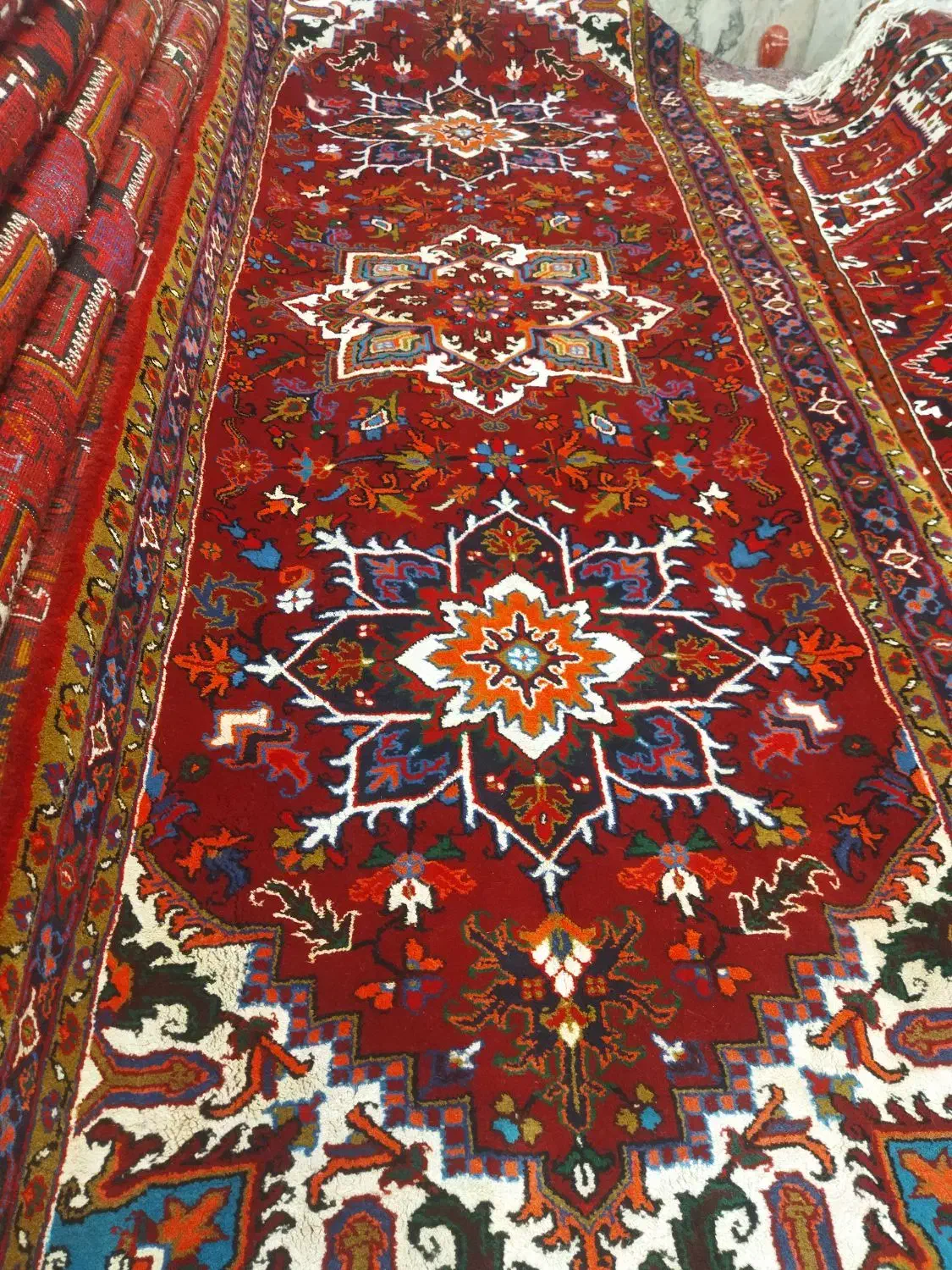 فرش کناره هریس|فرش|بناب, |دیوار