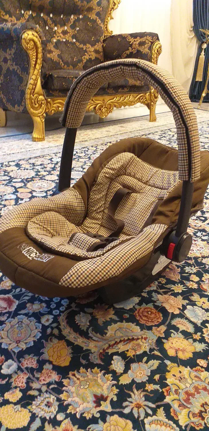 کریر کودک|کالسکه و لوازم جانبی|پلدختر, |دیوار