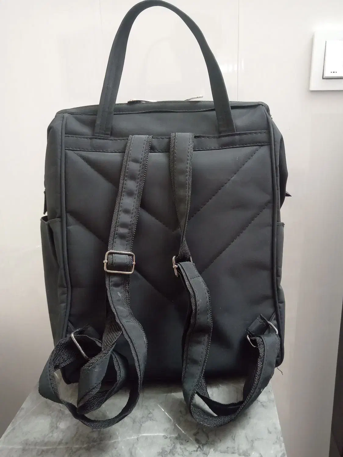 کوله مدرسه|کیف، کفش، کمربند|مشهد, عامل|دیوار