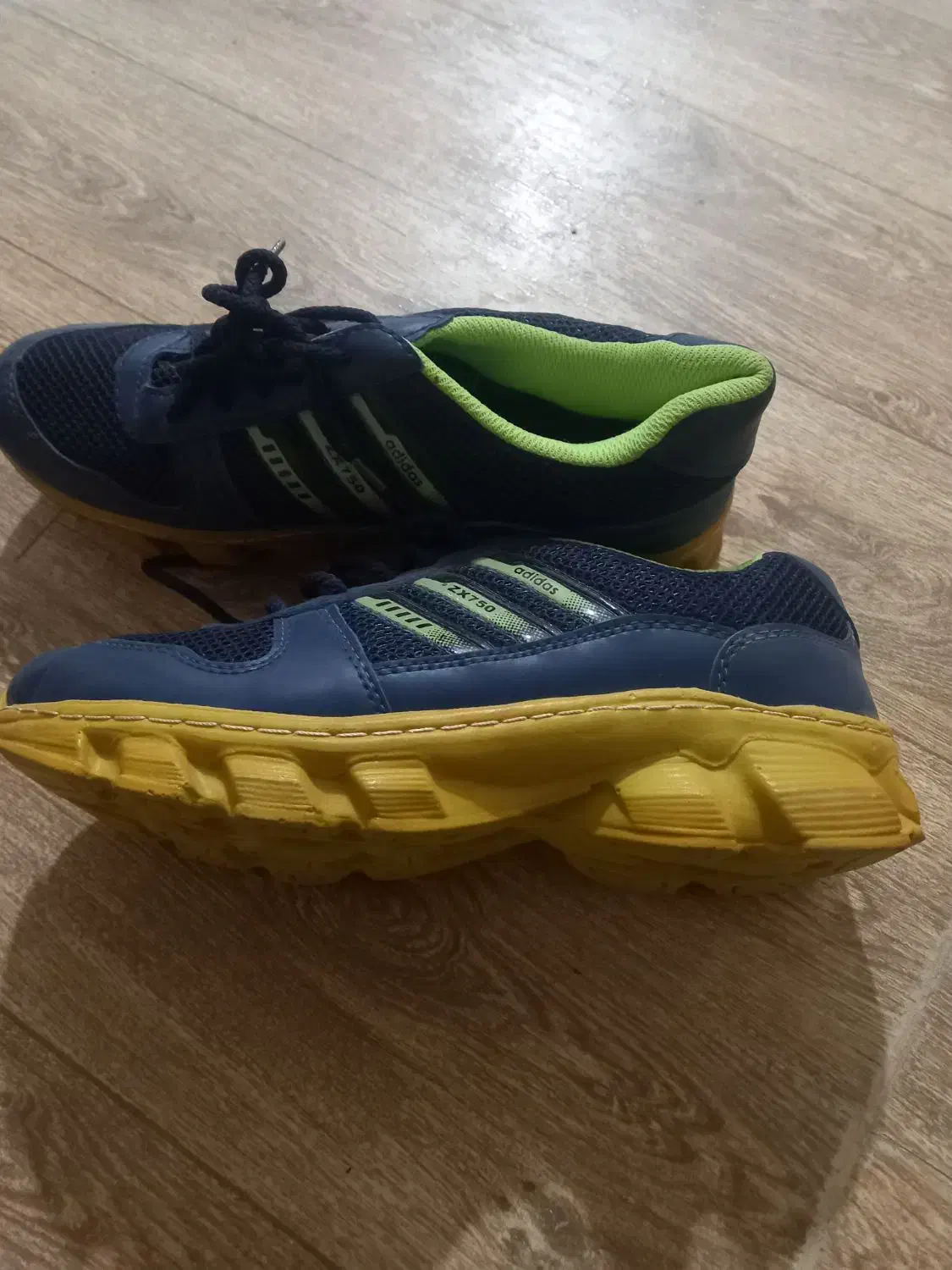 کتونی|کیف، کفش، کمربند|خرم‌آباد, |دیوار