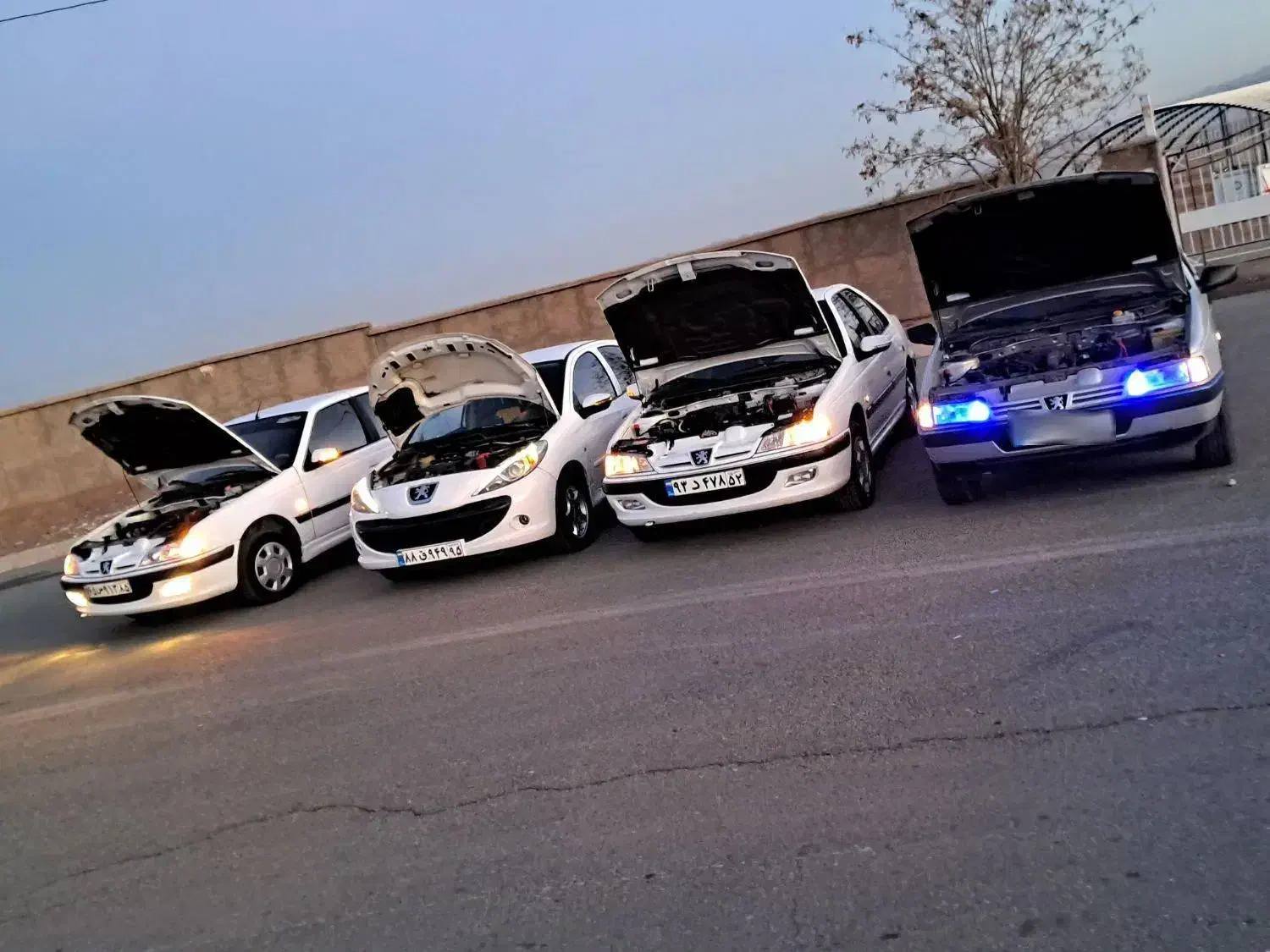 پارس ۴۰۰ و ۴۰۱|خودرو سواری و وانت|بیرجند, |دیوار