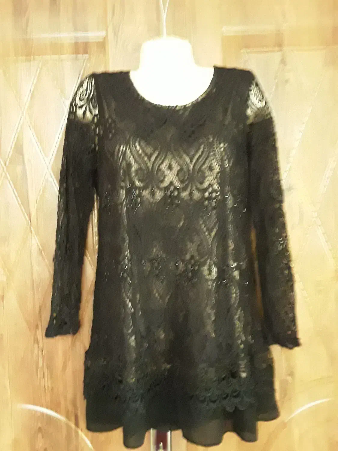 لباس مجلسی|لباس|مرند, |دیوار