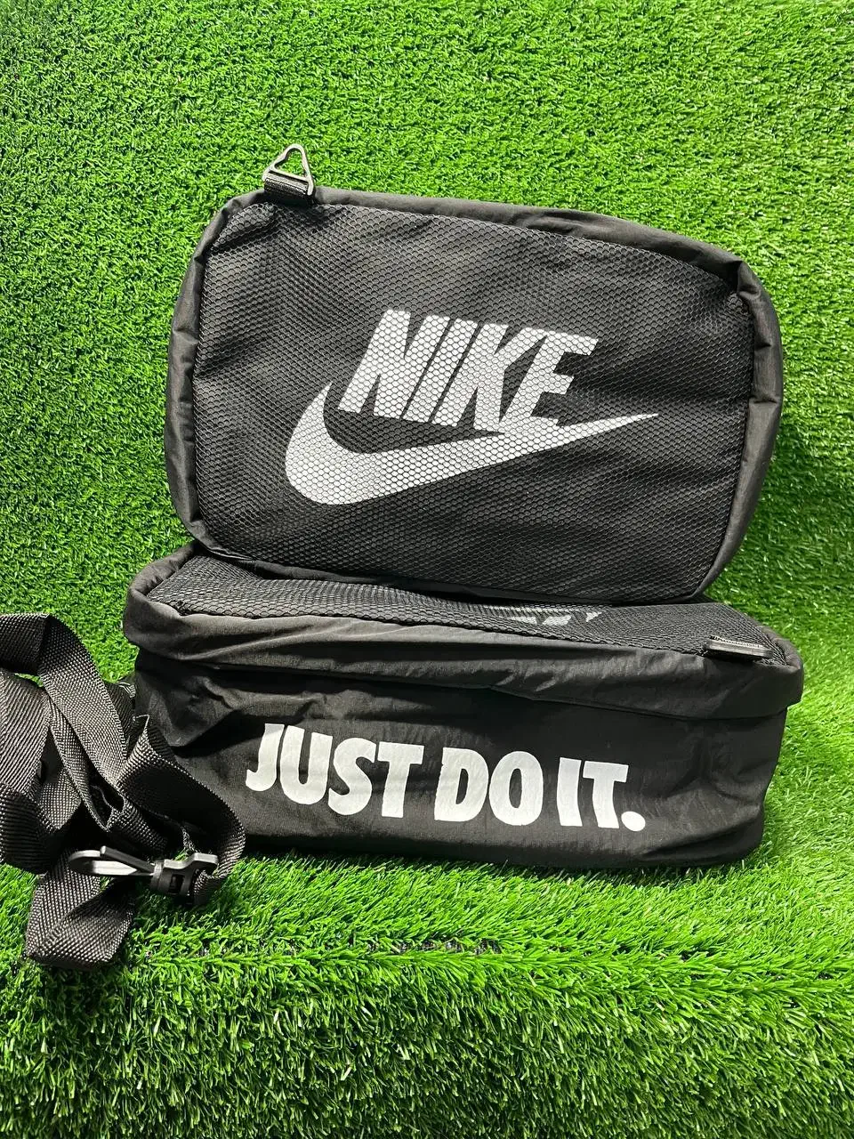 شوزبک دستی مشکی|کیف، کفش، کمربند|رشت, سلیمانداراب|دیوار