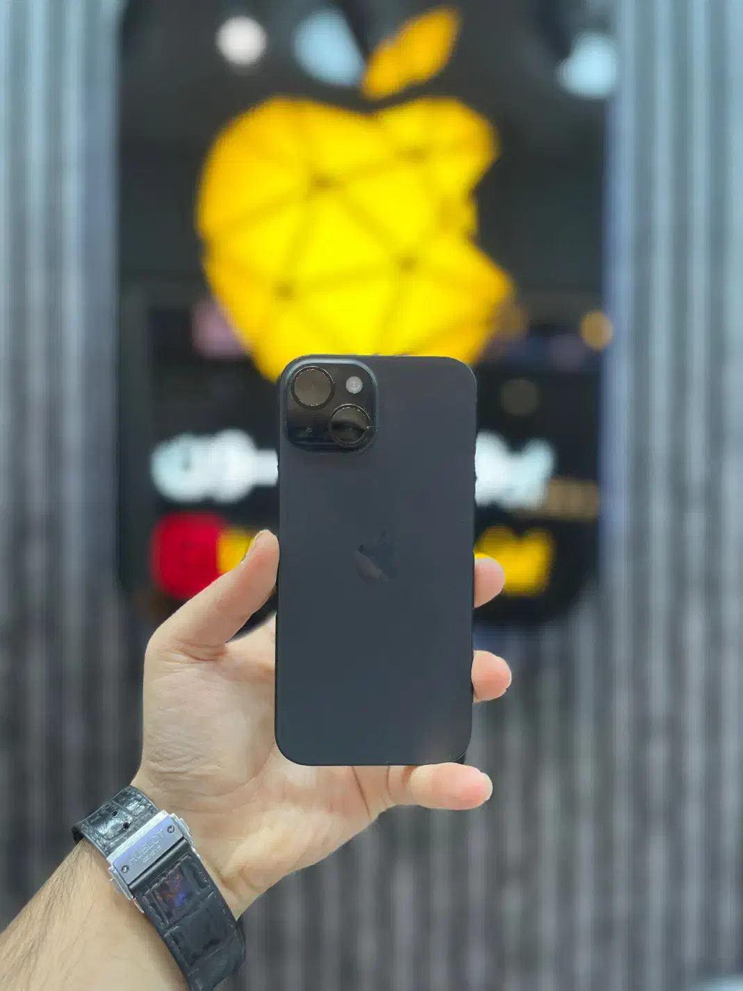 اپل iPhone 15Normal حافظه ۲۵۶گیگابایت|موبایل|اصفهان, جلفا|دیوار