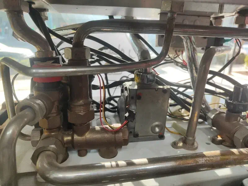 تعمیر تعمیرکار پکیج و آب گرمکن سرویس و اسید شویی|خدمات پیشه و مهارت|مشهد, طلاب|دیوار