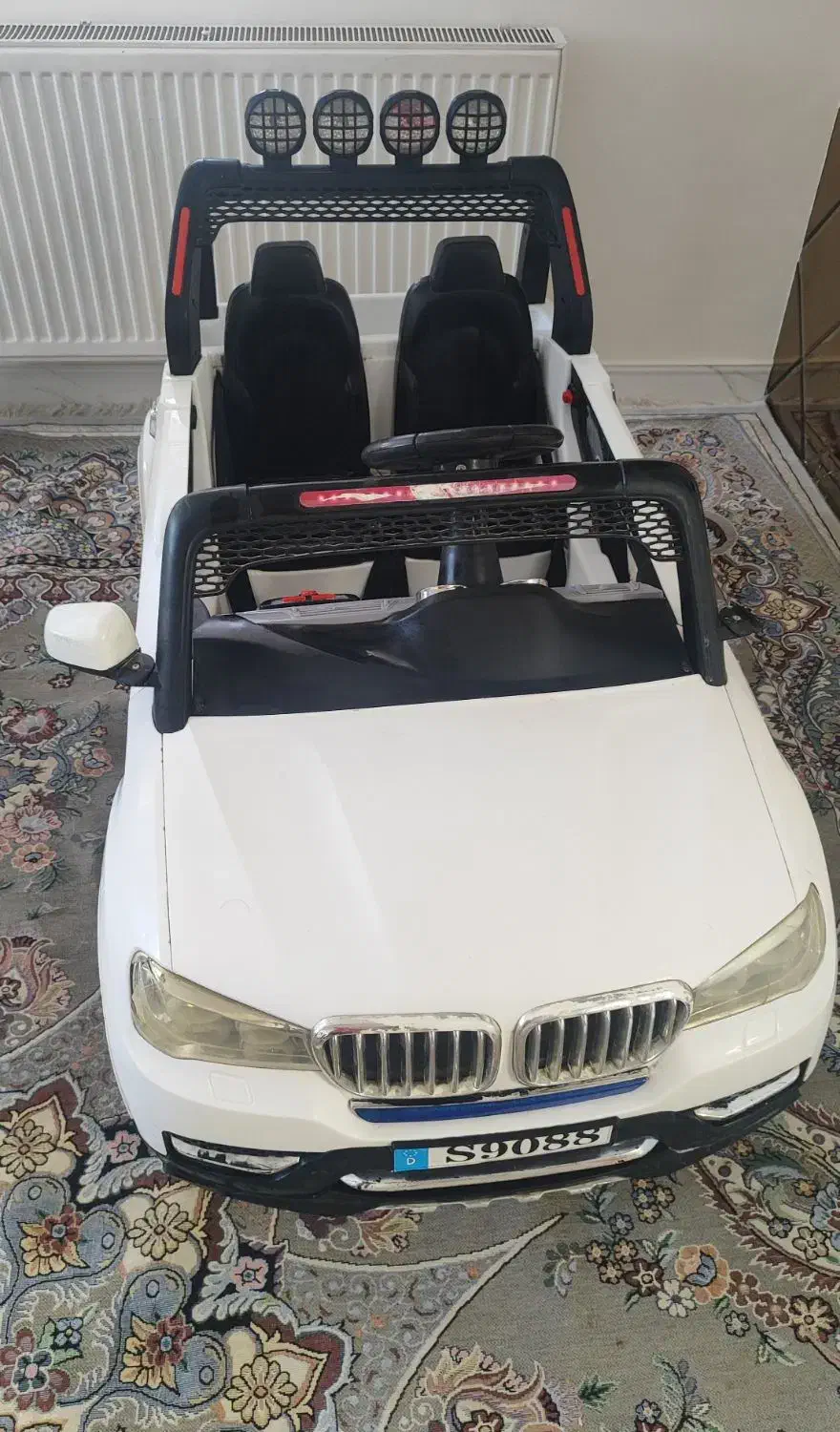 ماشین شارژی دونفره.بدون باطری|اسباب‌بازی بچه|فردیس, شهرک ارم|دیوار