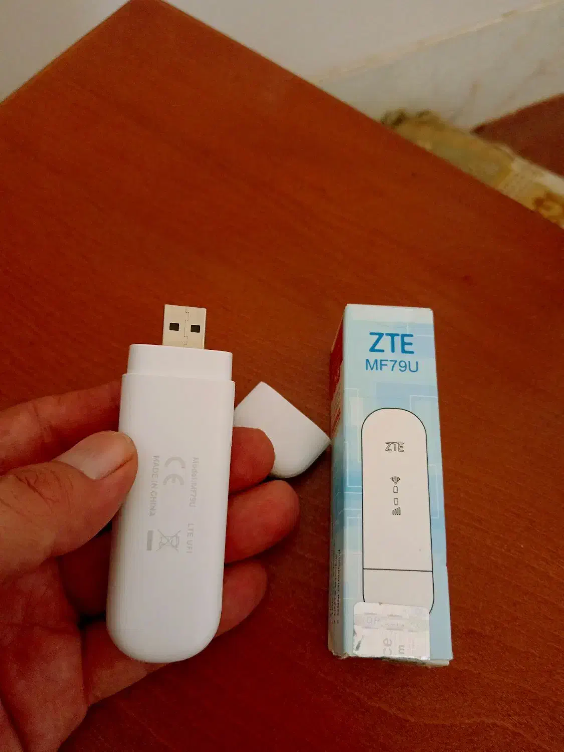 مودم سیم کارتی usb همراه zte زد تی ایی 4g وایفای|مودم و تجهیزات شبکه|اصفهان, سلطانآباد|دیوار