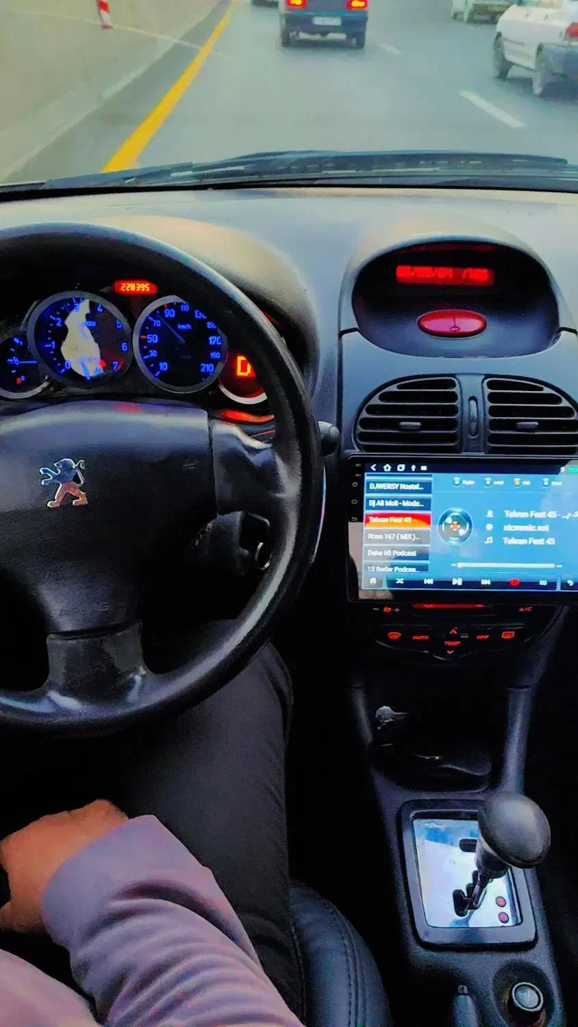 206 sd دنده اتومات|خودرو سواری و وانت|فلاورجان, |دیوار