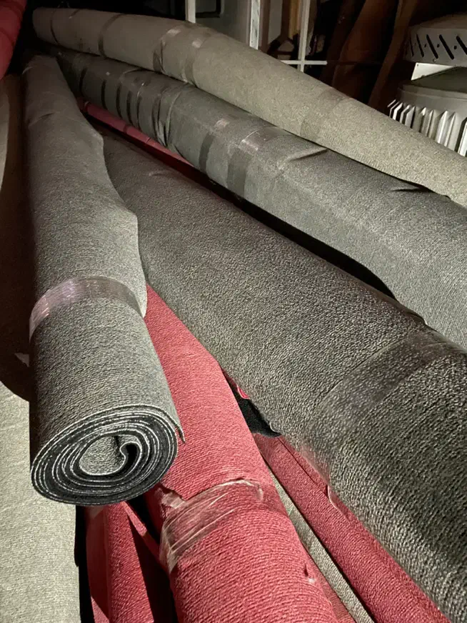 موکت نمایشگاهی نمدی عرض 4 و 3 متر|موکت|رشت, کوی عرفان|دیوار