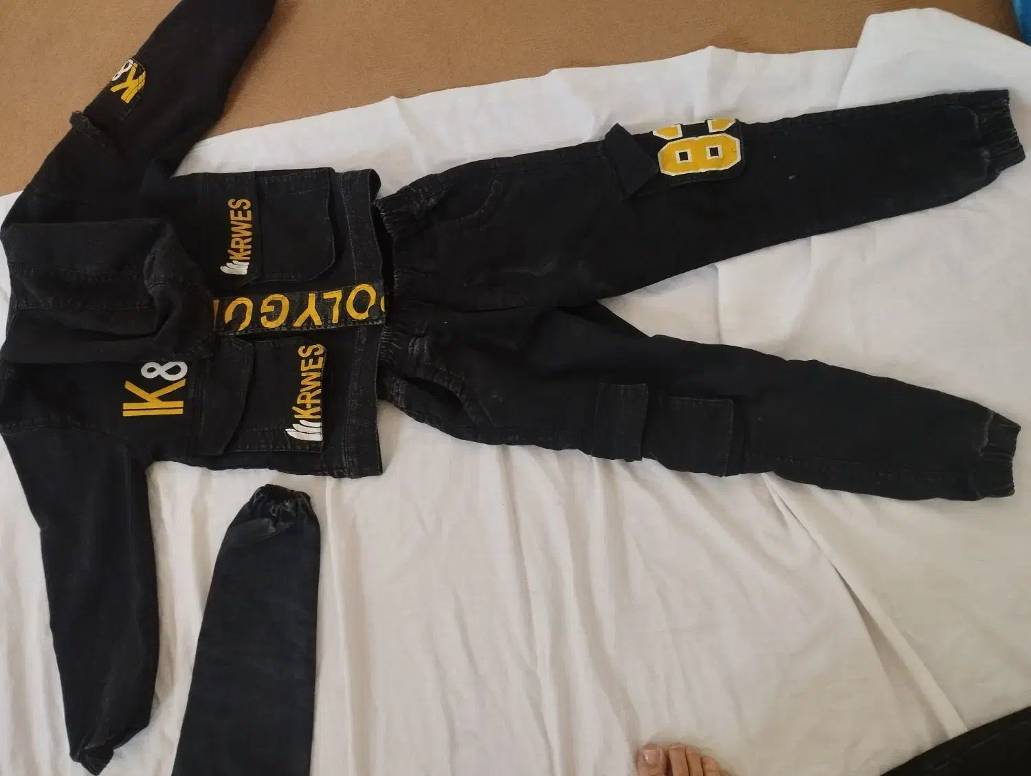 لباس نو هرچقدر خواستی بیار ببر|لباس|شیروان (خراسان), |دیوار