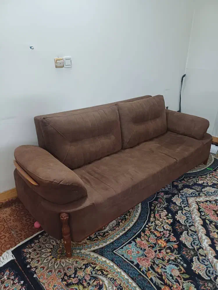 مبل هفت نفره خوش نشین|مبلمان خانگی و میز عسلی|بروجرد, |دیوار
