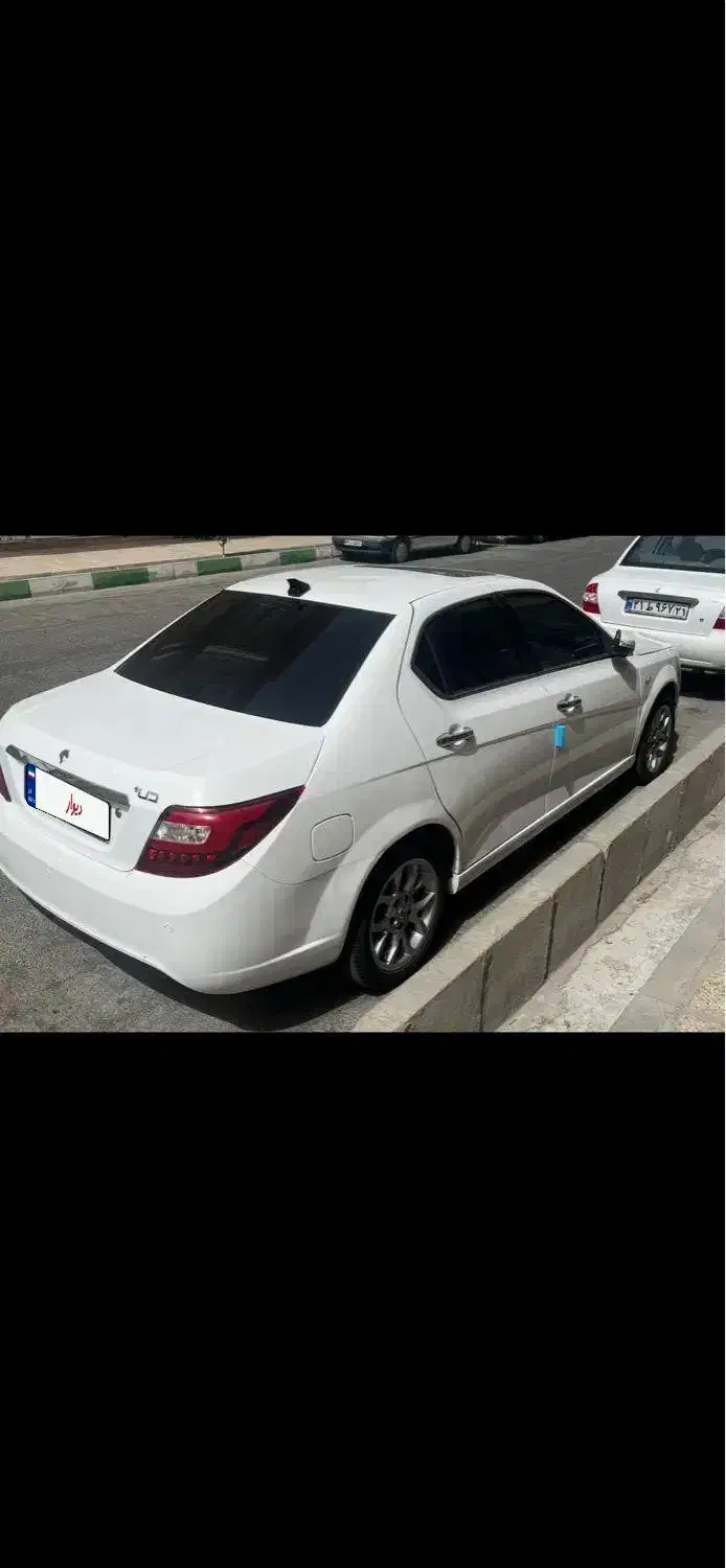 دنا پلاس توربو ۶ دنده|خودرو سواری و وانت|تهران, آبشار تهران (دریاچه)|دیوار