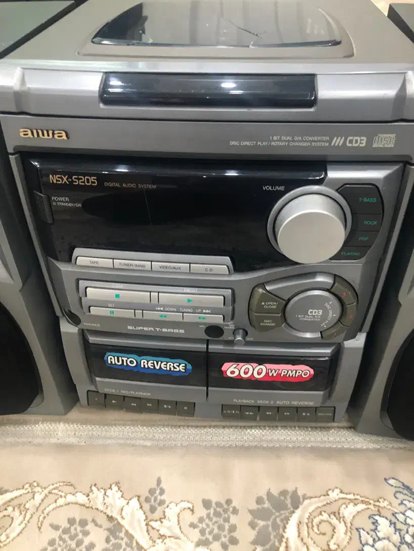 ضبط ژاپنی آیوا نیاز به تعمیر|سیستم صوتی خانگی|اراک, |دیوار