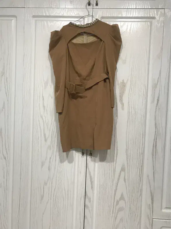 لباس مجلسی|لباس|گناباد, |دیوار