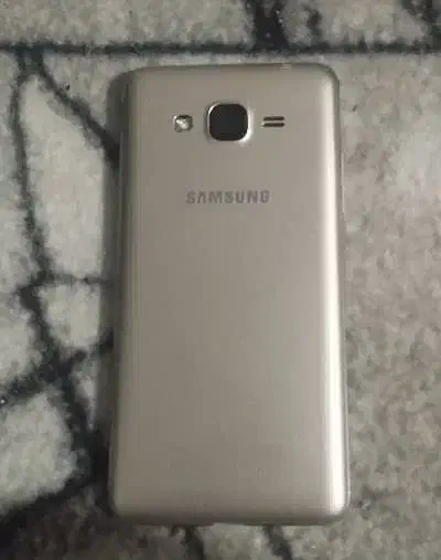 دوعدد گوشی معاوضه با هندا فوری|موبایل|هشتگرد, شهرک ارم غربی|دیوار