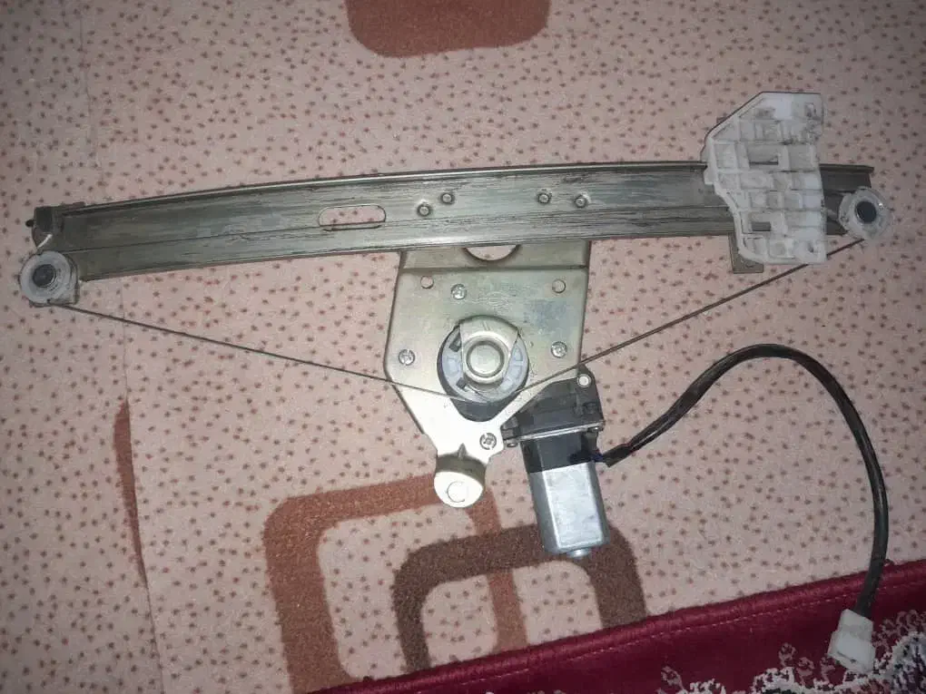 شیشه بالابر پراید سمت شاگرد نو اکبند|خدمات موتور و ماشین|آستارا, |دیوار